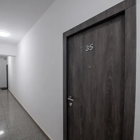 Apartment Isg 35 Bucharest